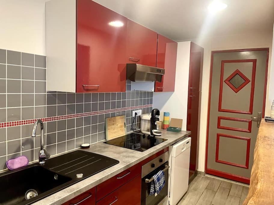 Maisonnette Des Douves Plein Centre 1 A 4 Voyageurs Malestroit Экстерьер фото
